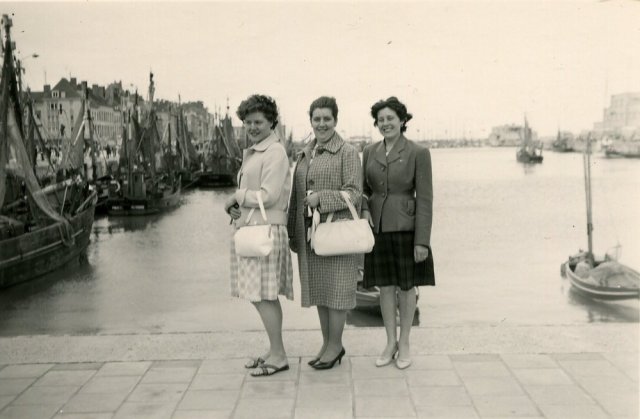 Yvette Demaret Bernice Van Hullebusch en Georgina Stevens